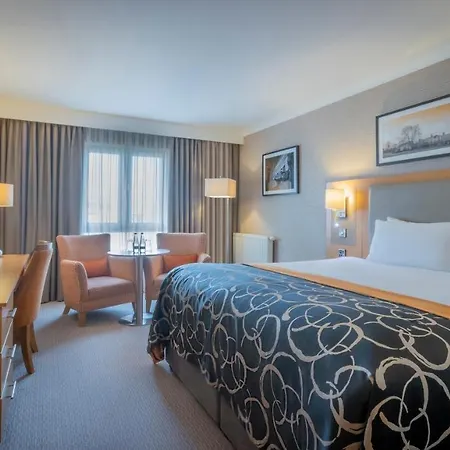 Clayton Hotel, Leeds 4* Λιντς