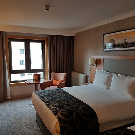 Clayton Hotel, Leeds 4* Λιντς