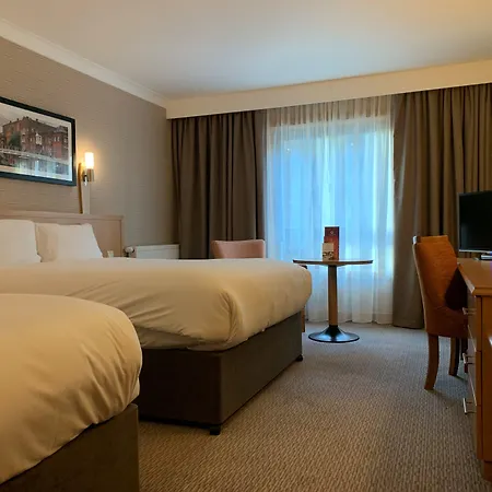 Szálloda Clayton Hotel, 4*