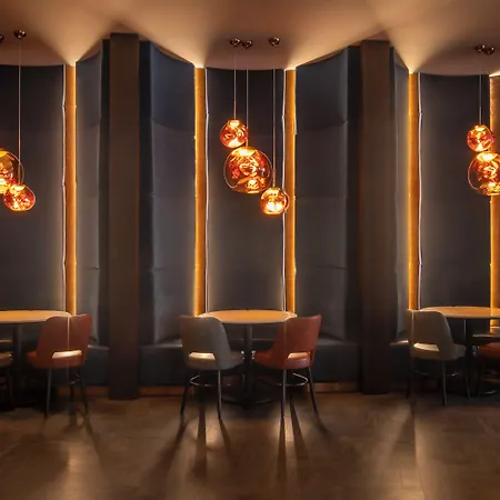Hotel Clayton Hotel, 4*
