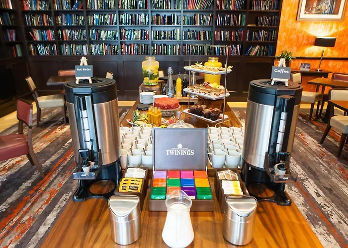 Clayton Hotel, Лідс