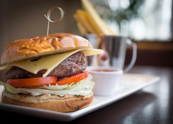 Clayton Hotel, 4* Leeds (West Yorkshire)