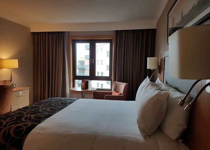 Hotel Clayton Hotel, 4*