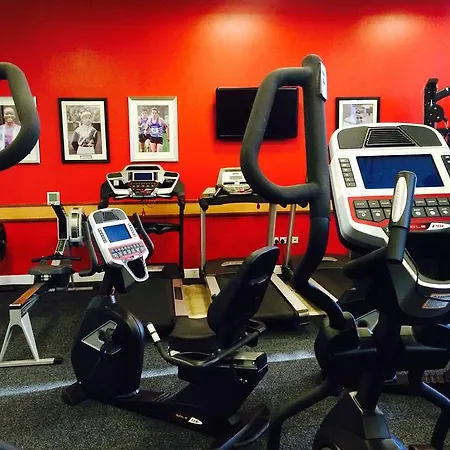 كلايتون، فندق 4*